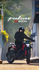 Bajaj Pulsar N 125: Güç, Denge ve Şehirde Sürüş Keyfi