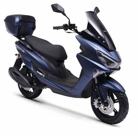Kuba Newlight Pro 125: Şehirde Şık, Konforlu ve Pratik Scooter