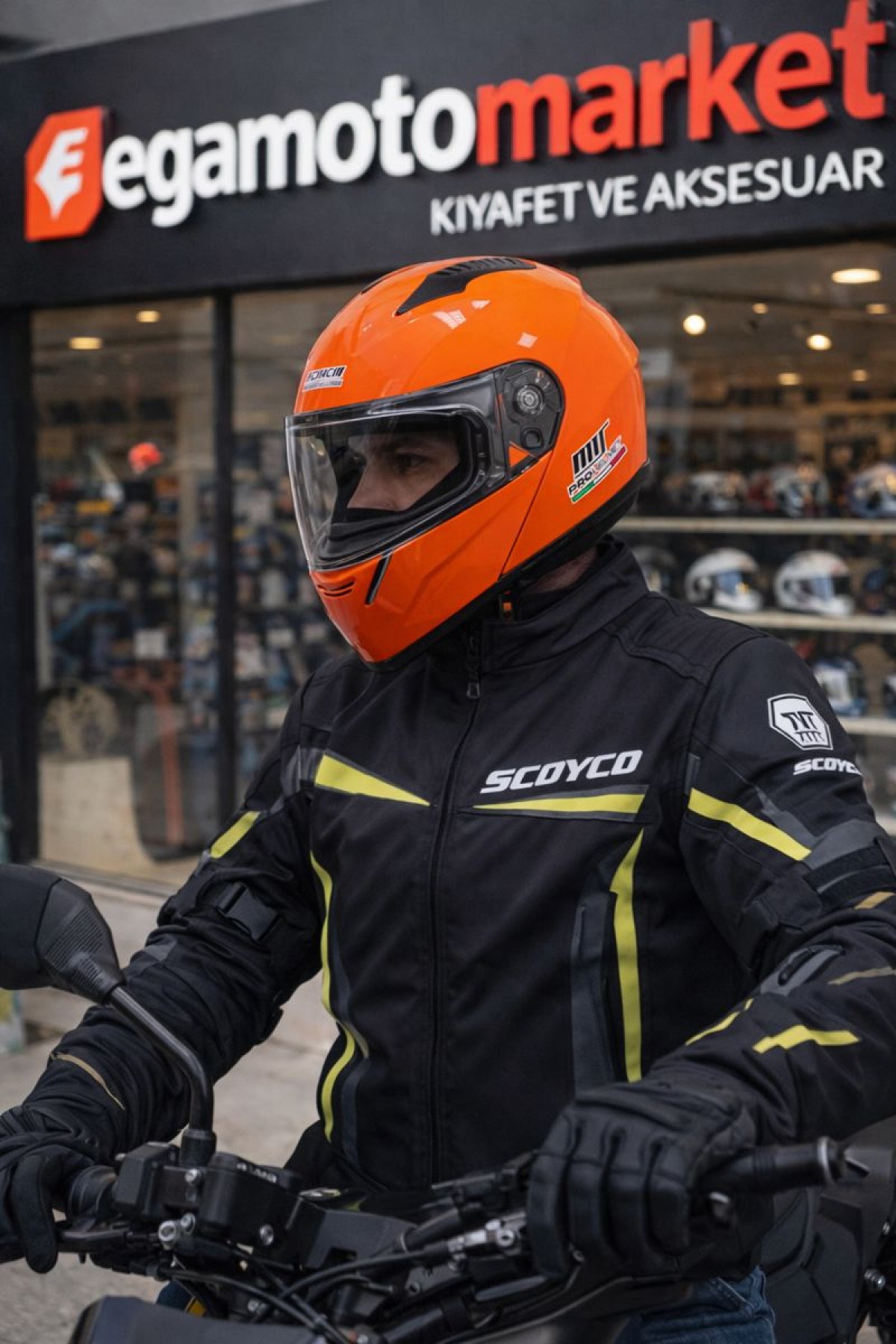 Mts Helmet M-966 Orange Çene Açılır Kask – Güneş Vizörlü, Ce
