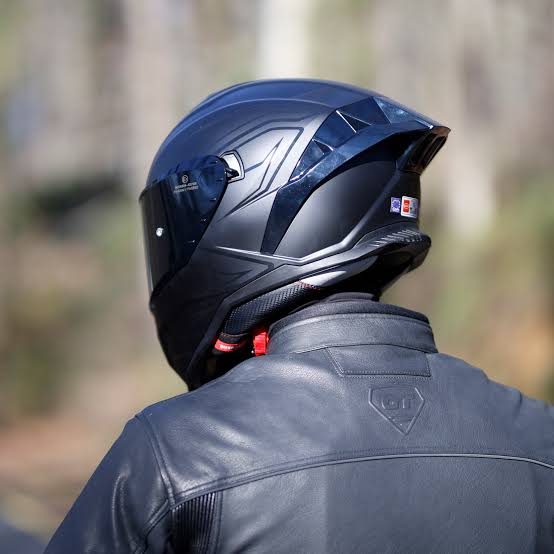 Sway 867 Line Matt Black Full Face Kask Sway 867 Line Matt Black Full Face Kask