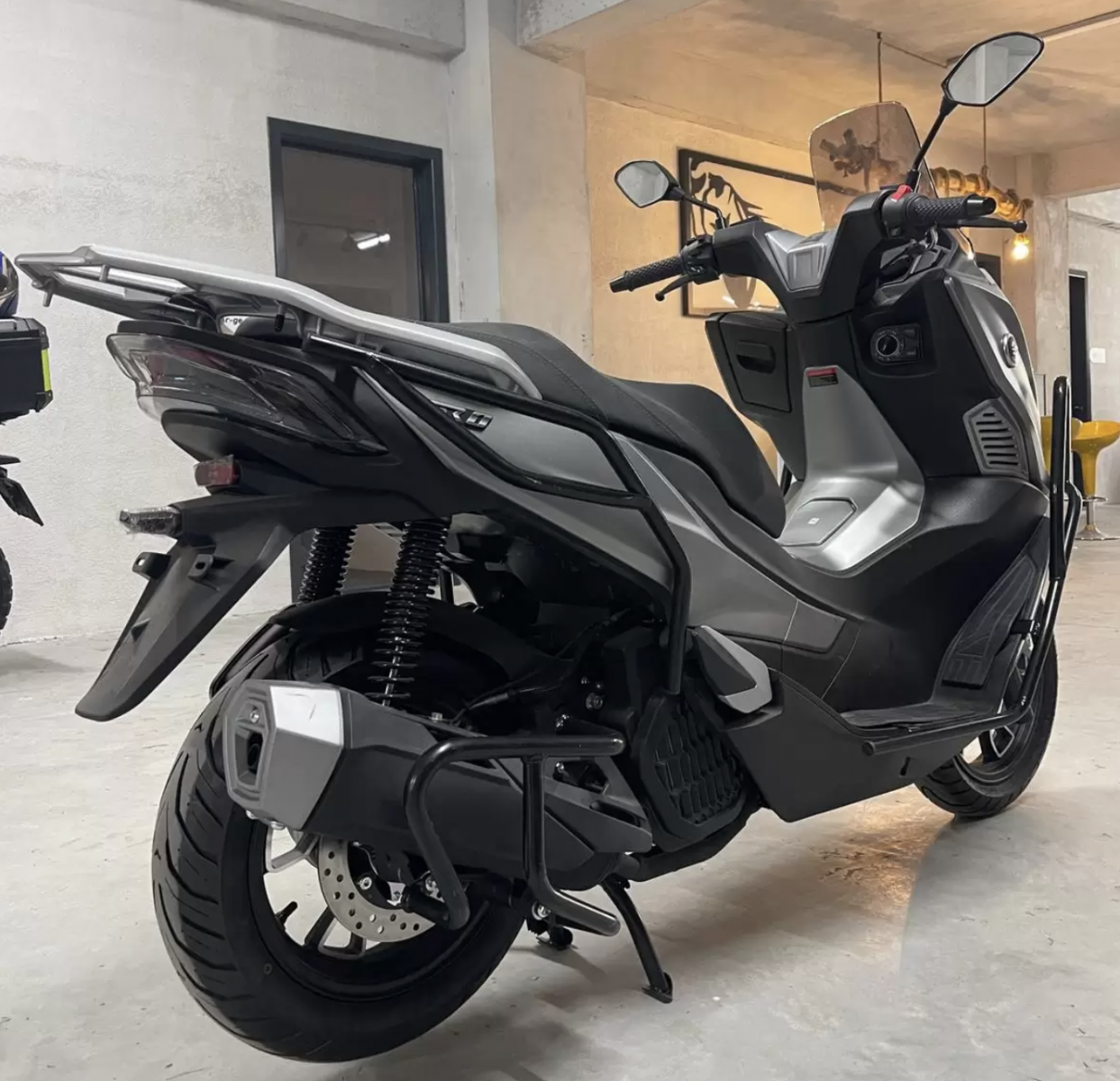 Voge Sr1 125 Etraf Koruma Demiri